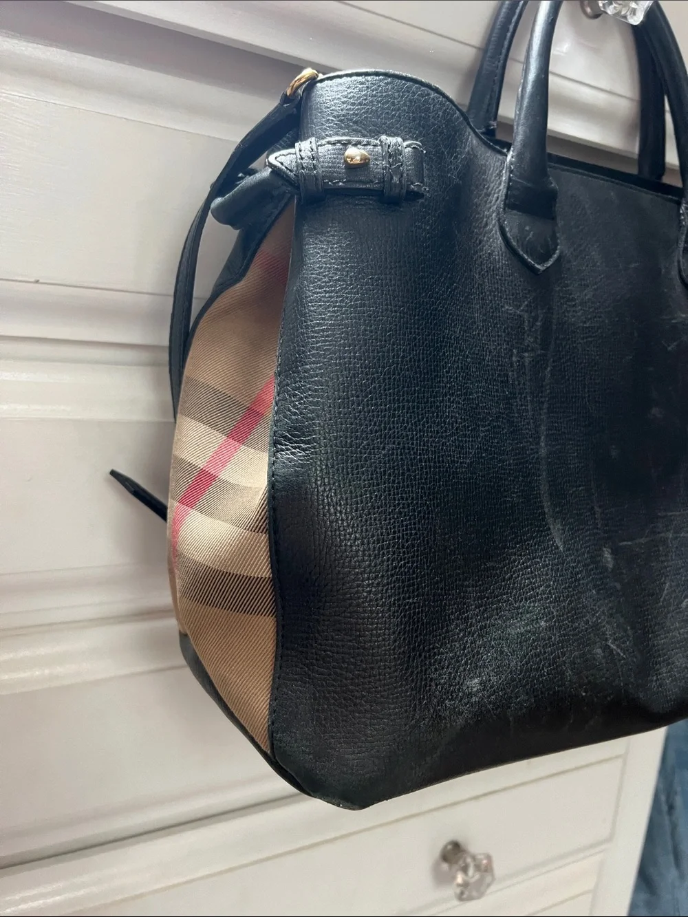Burberry sleek duffel